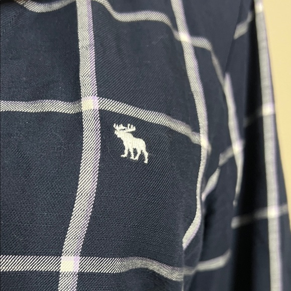 👥🏃‍♀️🈳Navy Windowpane Button-Up Shirt Dress with Tie Waist - Picture 5 of 10